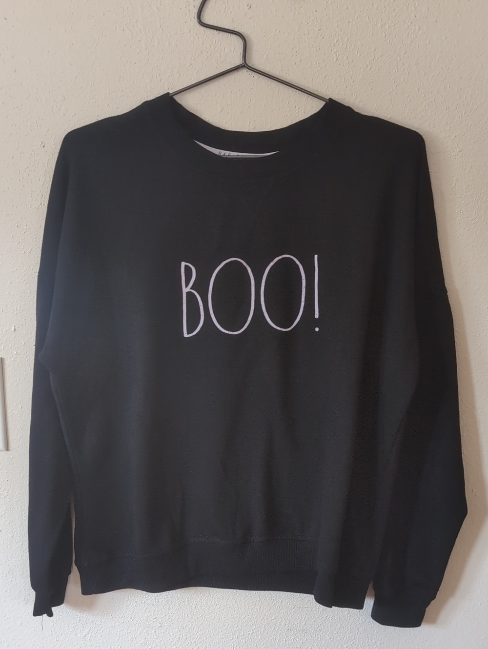 Rae Dunn Black 'BOO!' Crewneck Sweatshirt M